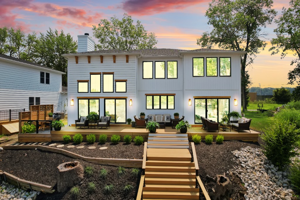 Construction progress and cranes